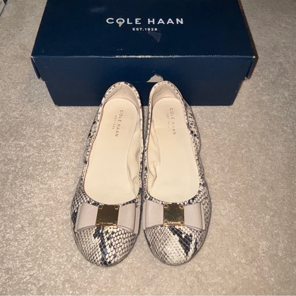 Cole Haan Women's Snakeskin Ballet Flats - Cream and Black